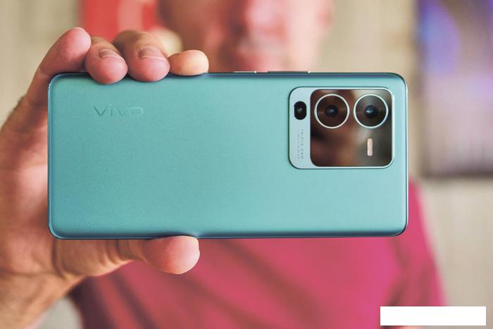 Смартфон Vivo V25 Pro 12GB/256GB (звездное сияние) - фото
